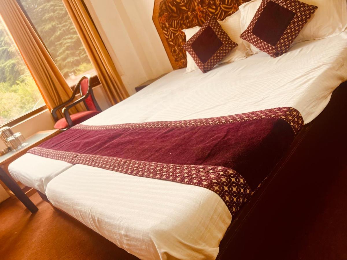 Hotel Solitaire Manali - A Few Steps From Mall Road Exterior photo